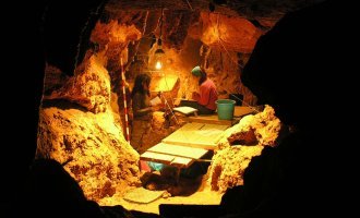 Lessons from the Neanderthals